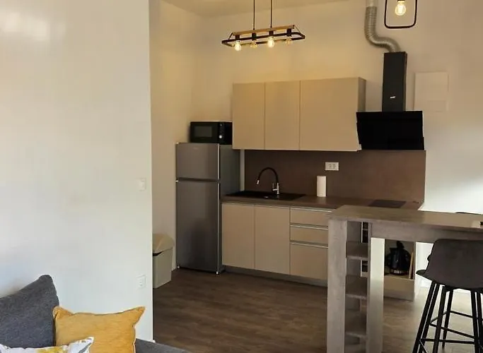 Apartment With Parking Space - 25305